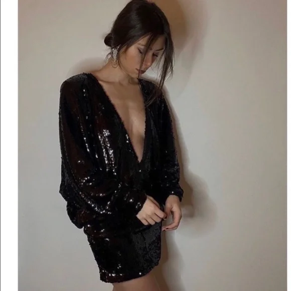 LAST ONE🔥ZARA Blogger’s Fav| MULTI-POSITION SEQUIN DRESS - Picture 14 of 16